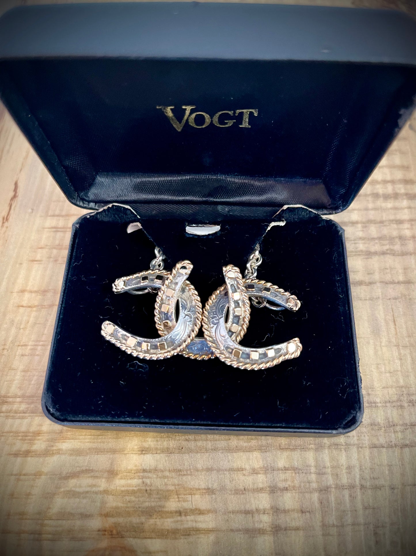 Colección exclusiva de joyas de Vogt Silversmiths