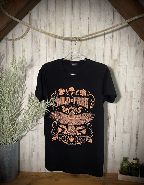 "Wild & Free" Printed Tunic-Length T-Shirt in Black