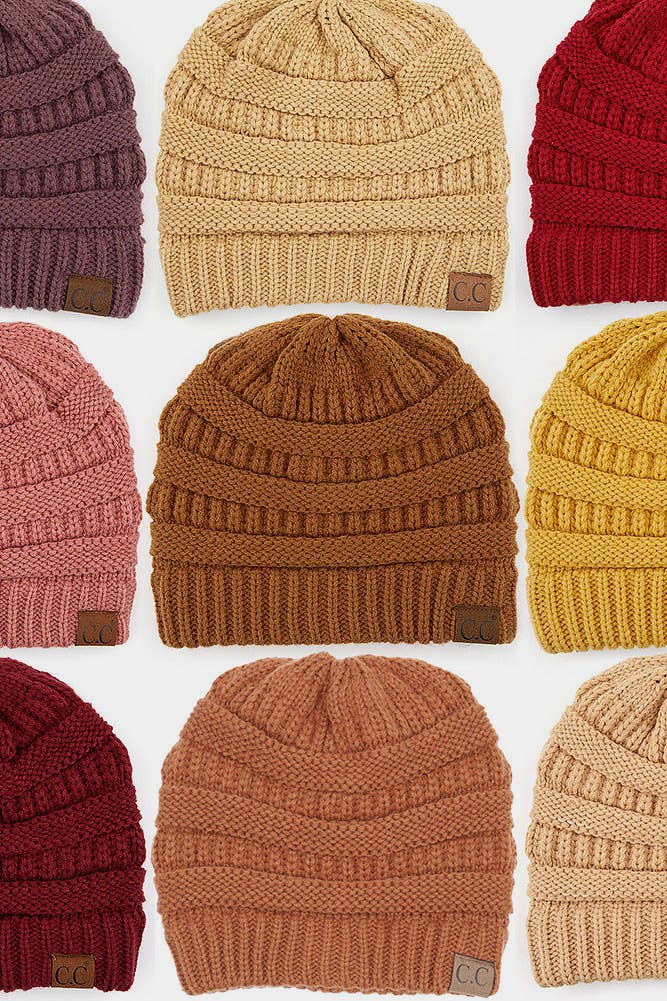 Bonnet de couleur unie en tricot côtelé CC (12 couleurs disponibles)