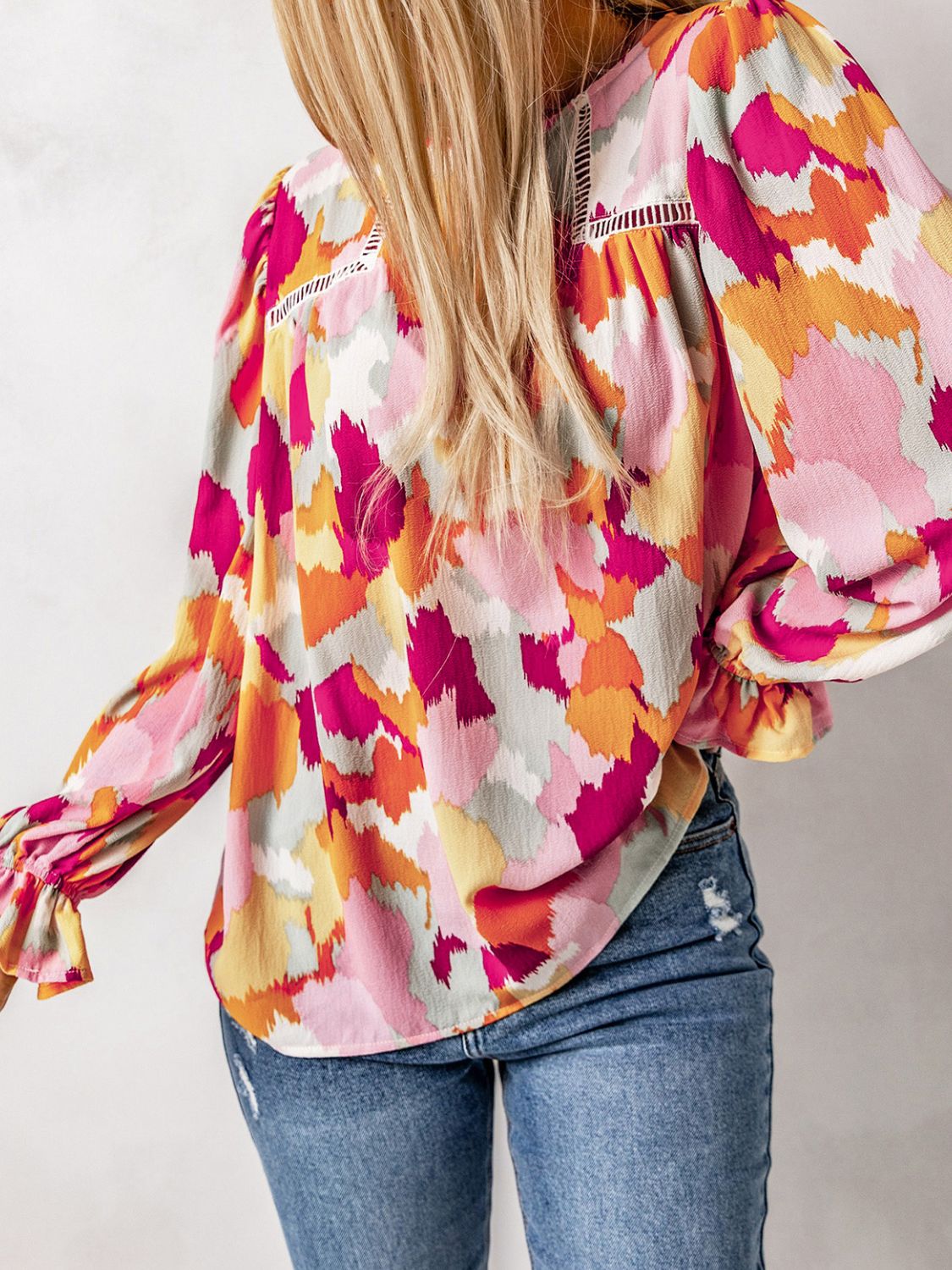 Printed Flounce Sleeve Buttoned Back Blouse w/Openwork Stitch Detail (3  Color Options)